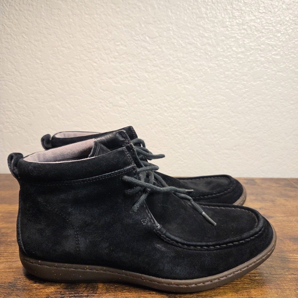 UGG Chukka Boots Womens 9 Black Suede Moc Toe Lace Up Casual Ankle Booties